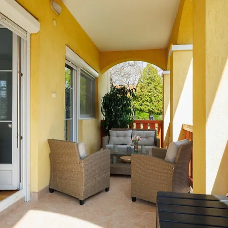 Apartment Baum By Interhome